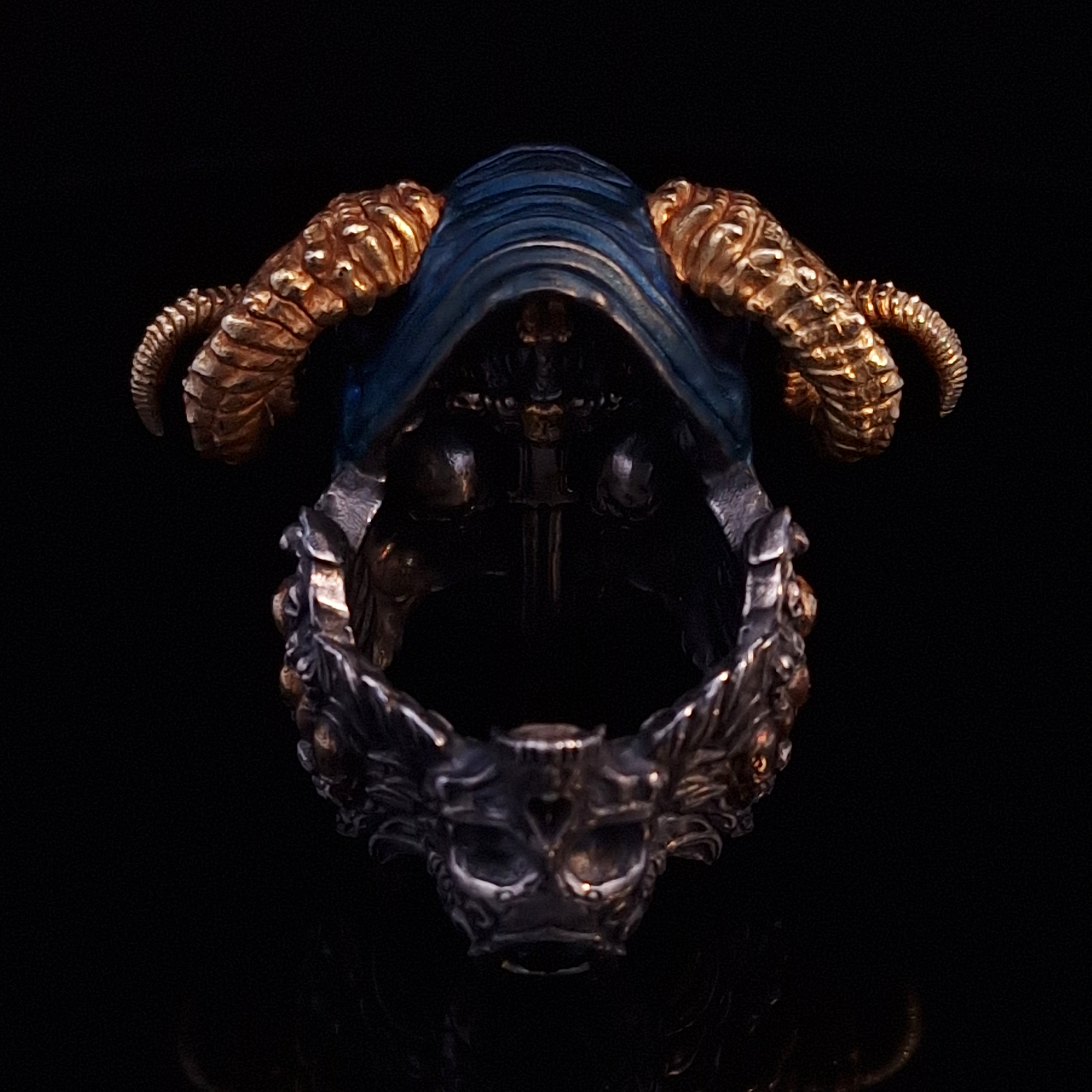 Rear close-up of the inner design of the Sword of Damocles ring in the Eternal finish, captured on a turntable with a black backdrop.